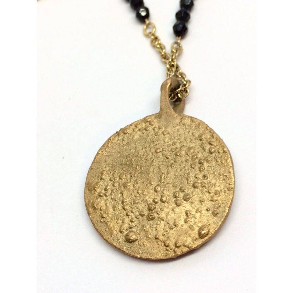 VINTAGE ARTISAN NECKLACE Gold Tone Chain Black Beads Floral Medallion Pendant - Picture 8 of 12